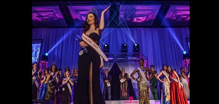 Ciara Thompson waves to the audience after being crowned Miss Canada 2017 (Photographer: Stéphane Leroux)